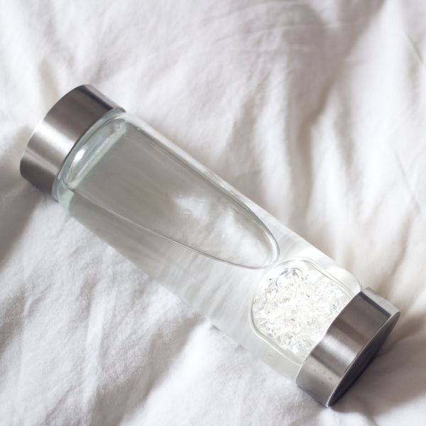 VitaJuwel ViA DIAMONDS | Crystal Water Bottle with Genuine Diamond Slivers (4ct.) & Clear Quartz for Brilliance, Energy & Radiance