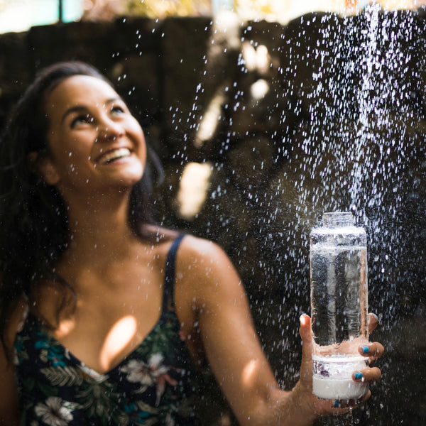 VitaJuwel inu! CRYSTAL | The Original DIY Crystal Water Bottle with Clear Quartz